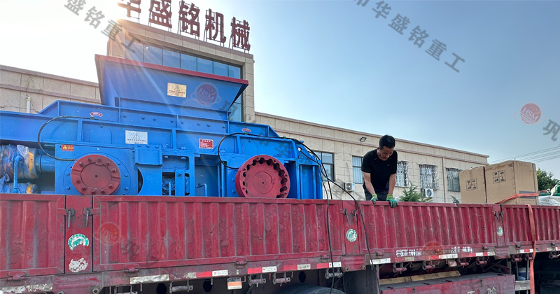 華盛銘廠家的對(duì)輥制砂機(jī)怎么樣？市場價(jià)一臺(tái)多少錢？